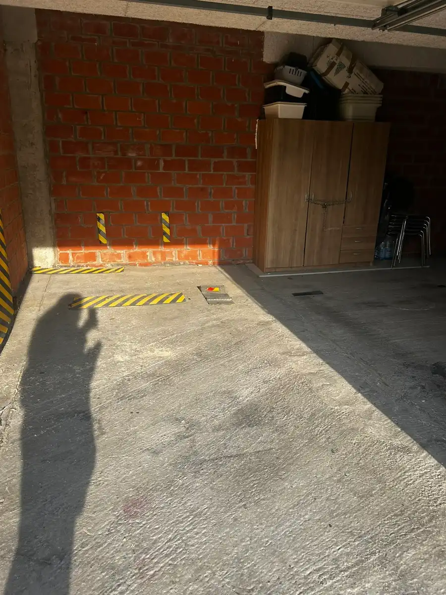 Binnenstaanplaats te huur Kreekstraat Oostende foto 4