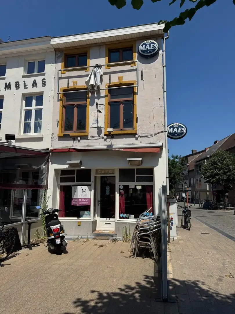 Charmant café met enorm potentieel op de markt van Eeklo foto 4