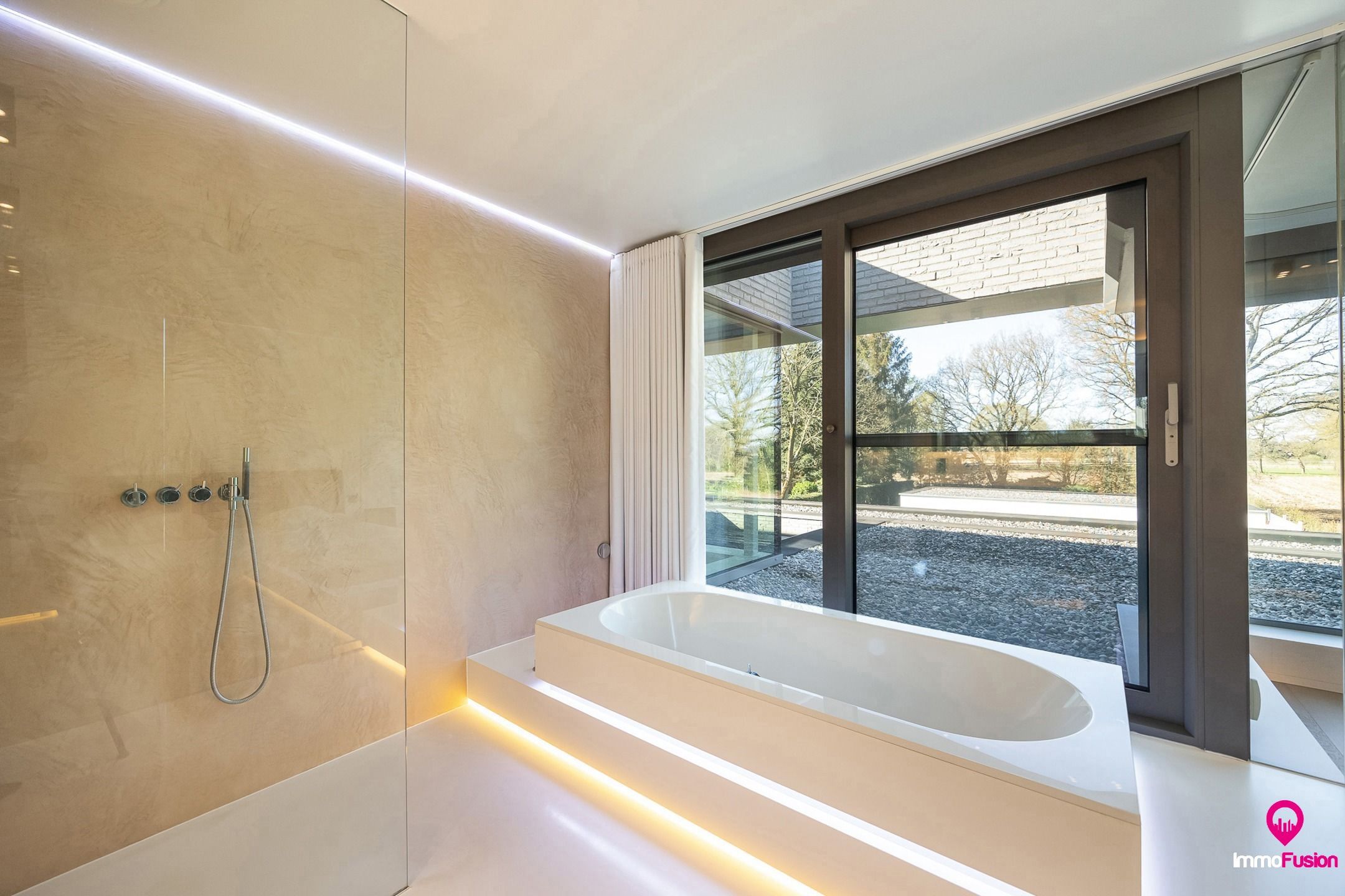 Luxe villa met poolhouse en hoogwaardige materialen! foto 32