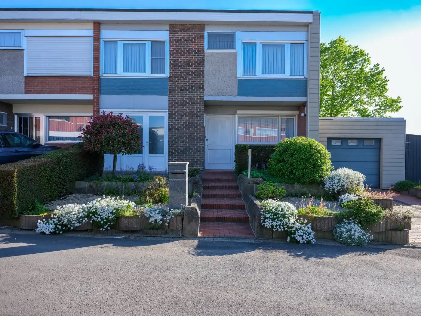 Hoofdfoto van de publicatie: Ruim wonen in een rustige wijk in Deerlijk