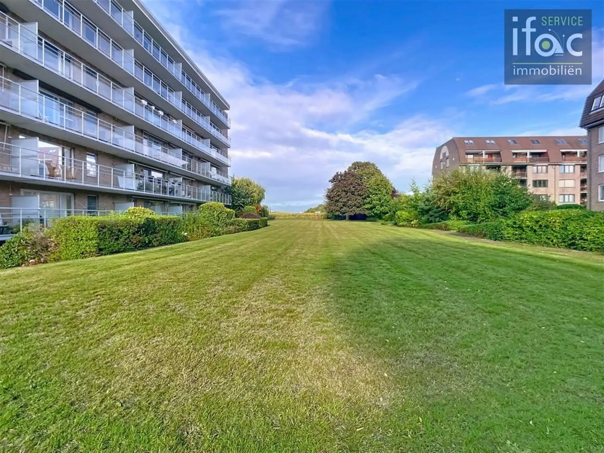 Geweldig gelegen appartement met 3 ruime slaapkamers  foto 26