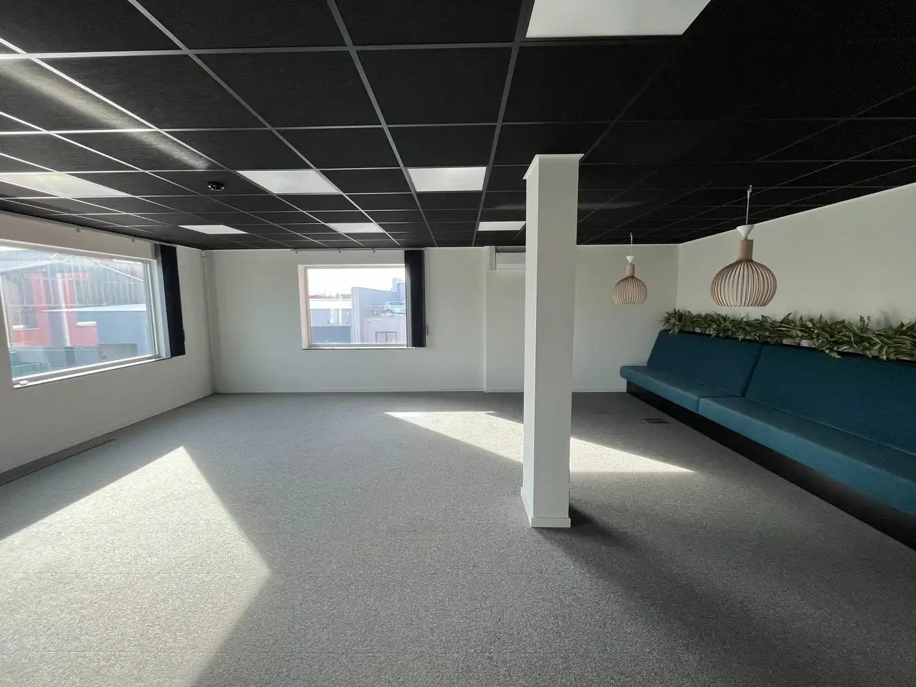 629m² kantoren foto 10