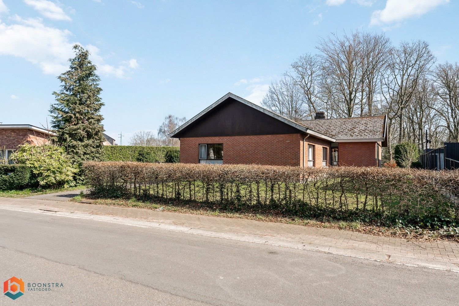 Hoofdfoto van de publicatie: Woning met 4 slpkrs en garage in St-Katelijne-Waver