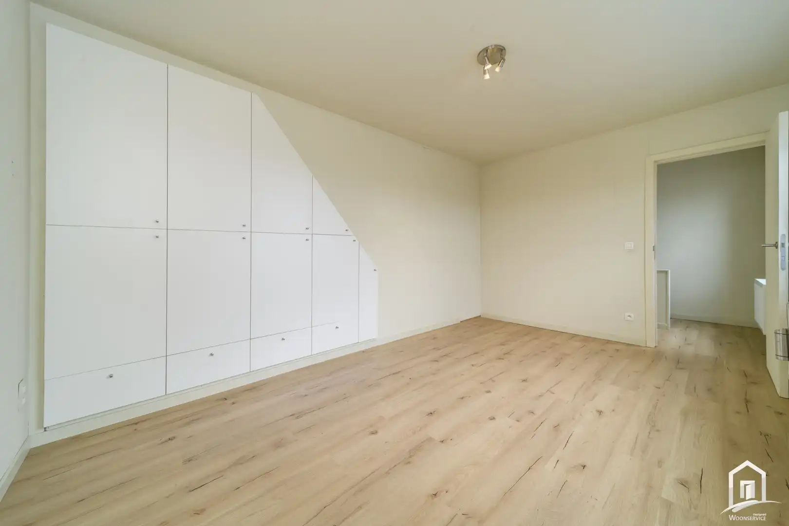 Ruime gezinswoning te Kerksken met 4 slaapkamers foto 15