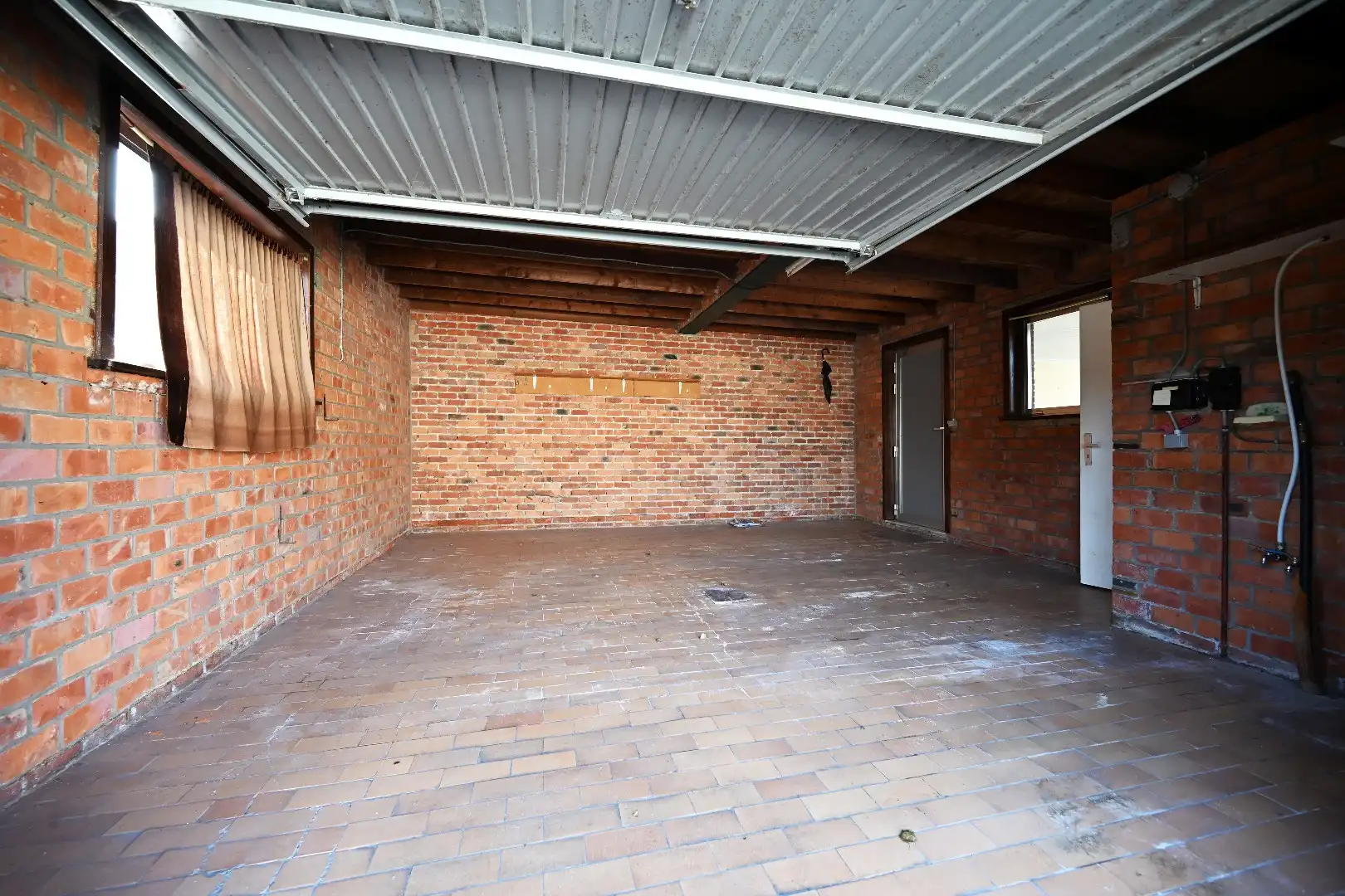 Te renoveren woning met 3 slpks op 607 m² te Lembeke foto 14