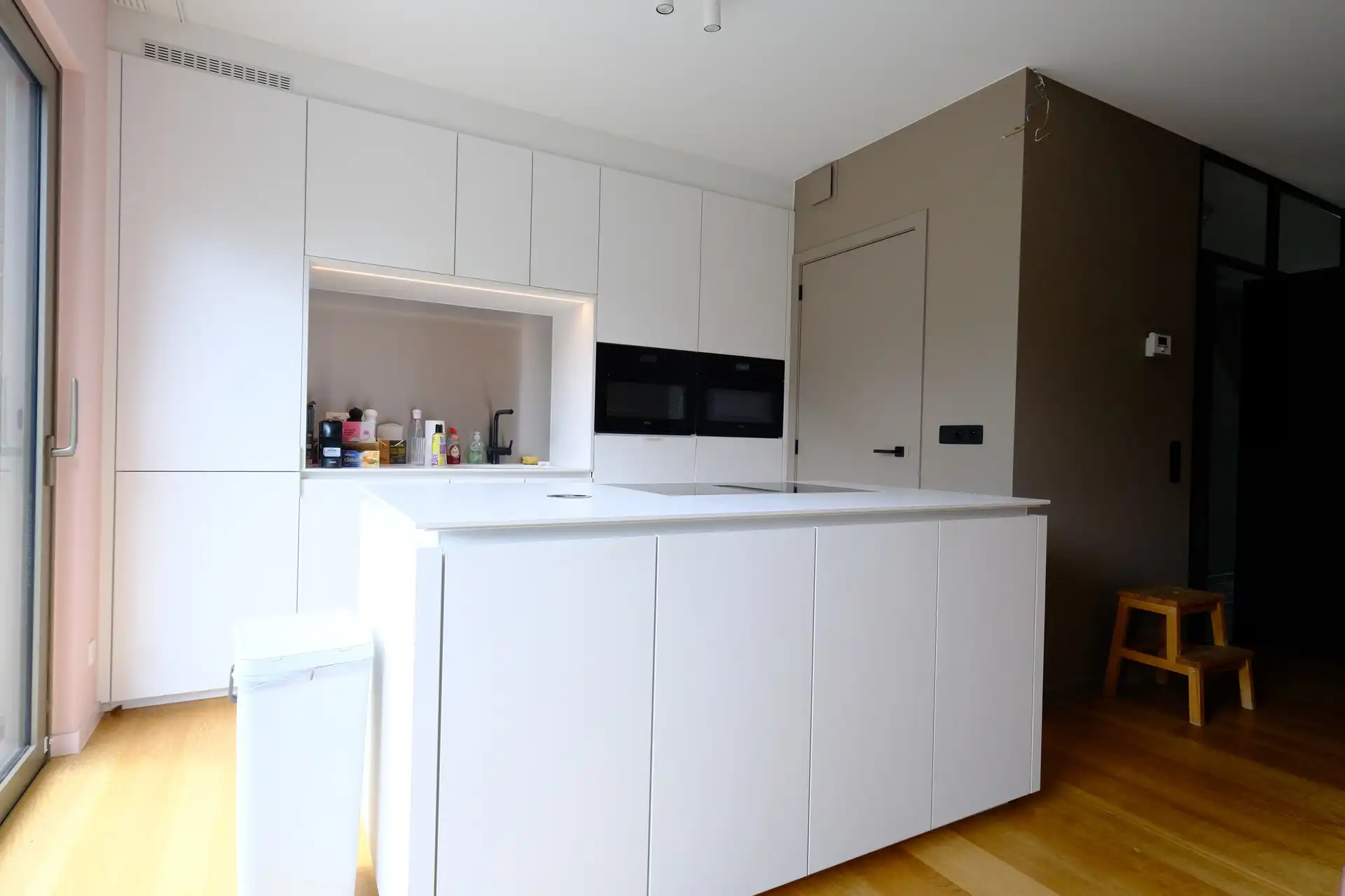 luxueus ingerichte woning met 3 slaapkamers in het gezellige Oud-Rekem foto 8