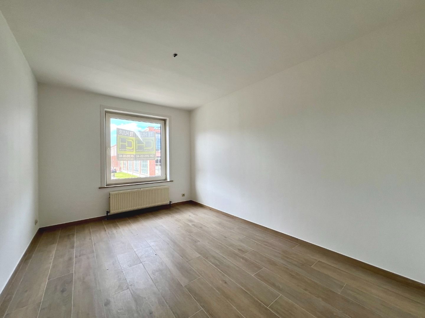 Lichtrijk appartement te huur met twee slaapkamers foto 7