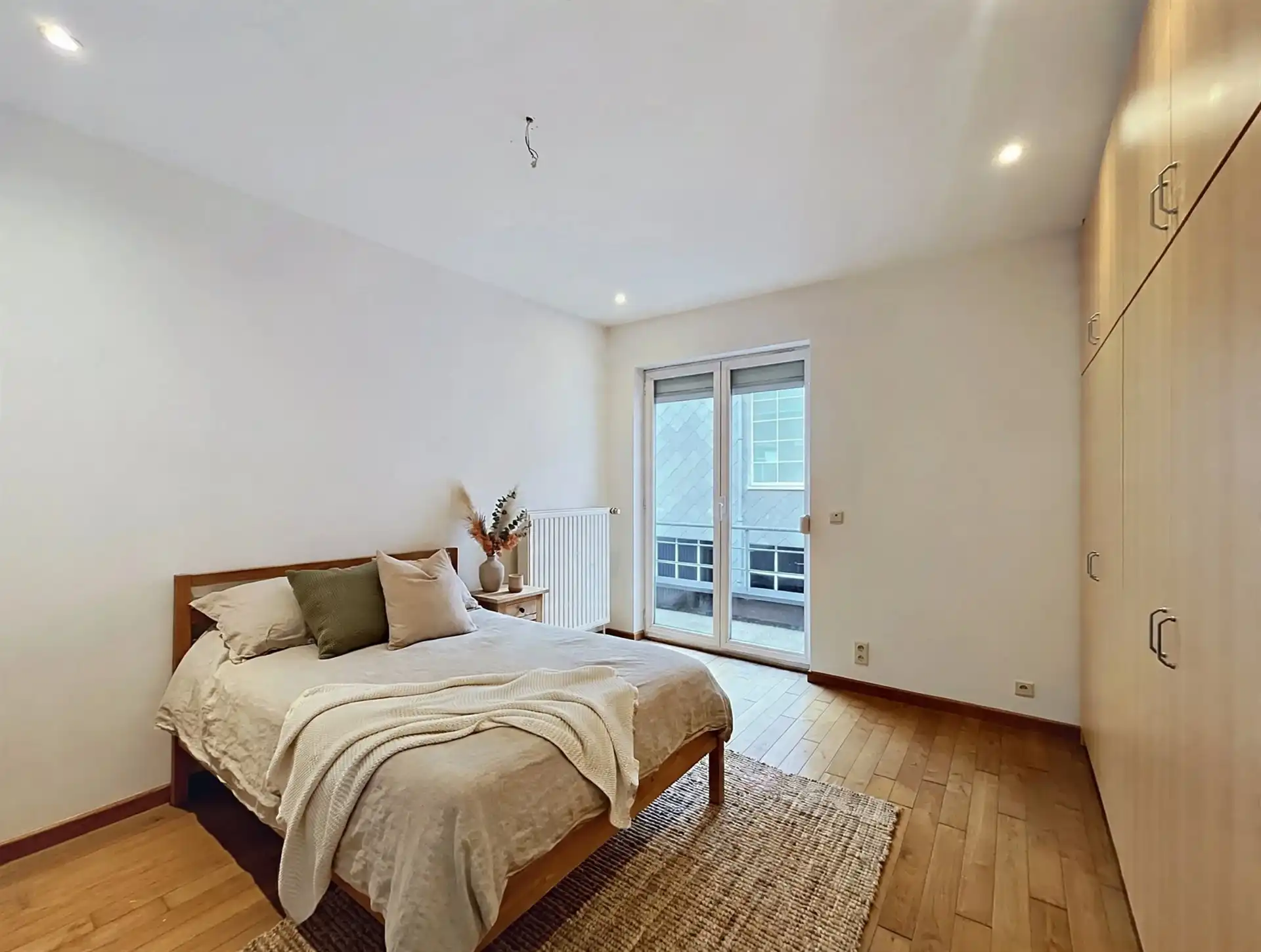 Instapklaar appartement in centrum Sint-Niklaas! foto 7