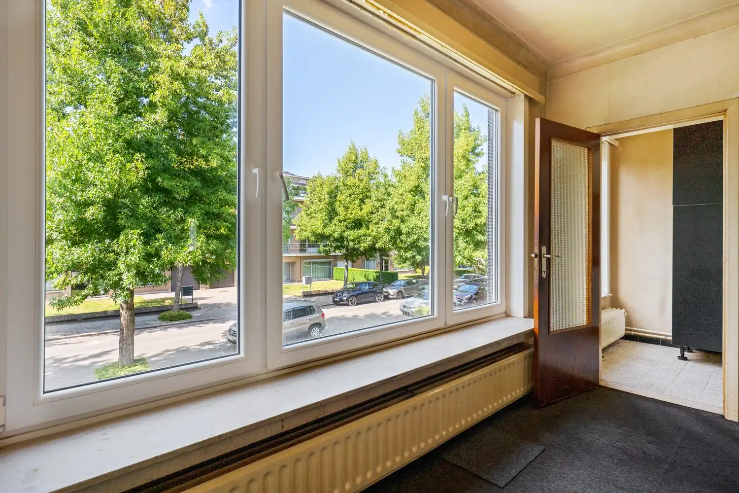 Te renoveren 2 slaapkamer appartement te Deurne foto 7