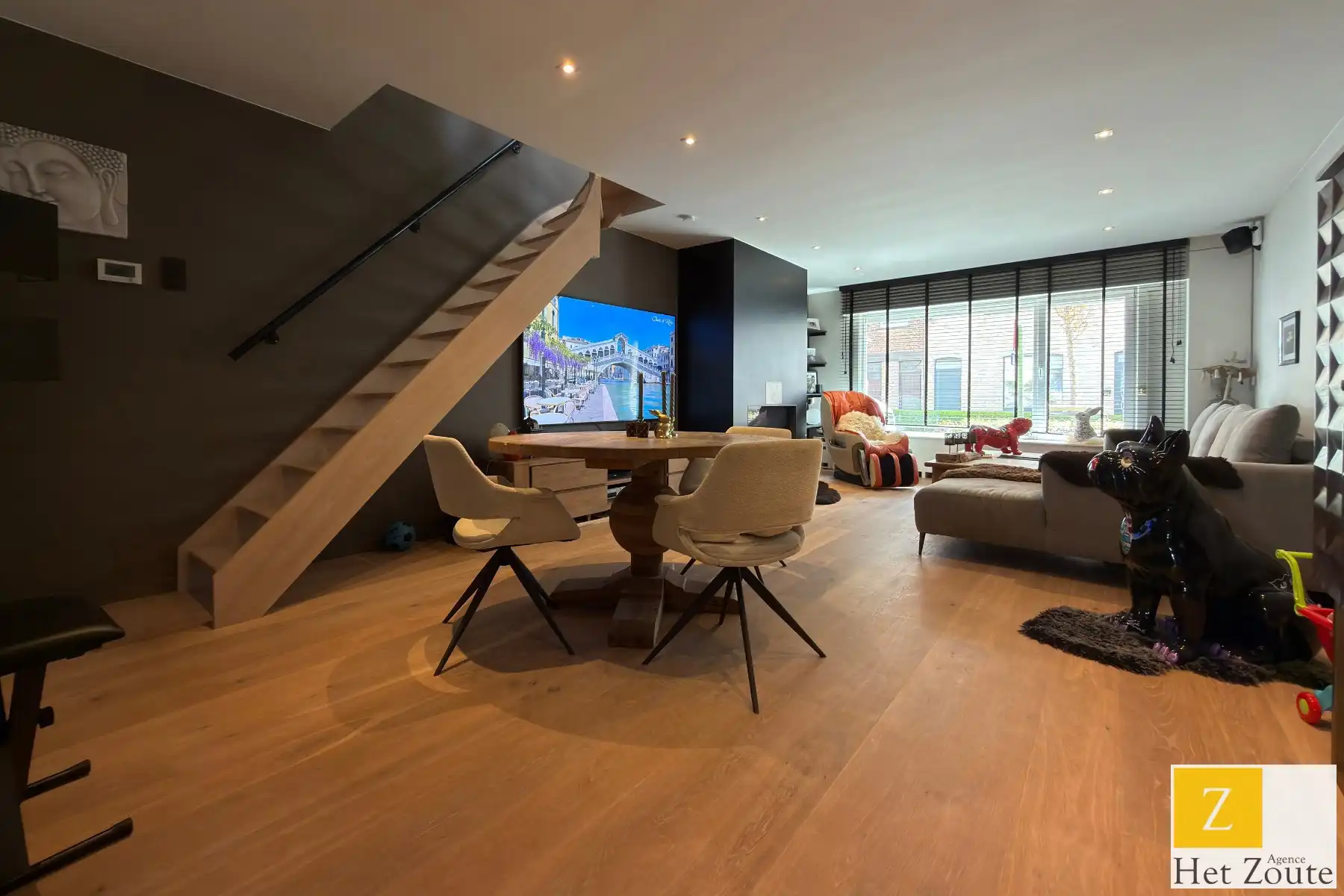 Hoofdfoto van de publicatie: Gezellige woning in Oud-Knokke