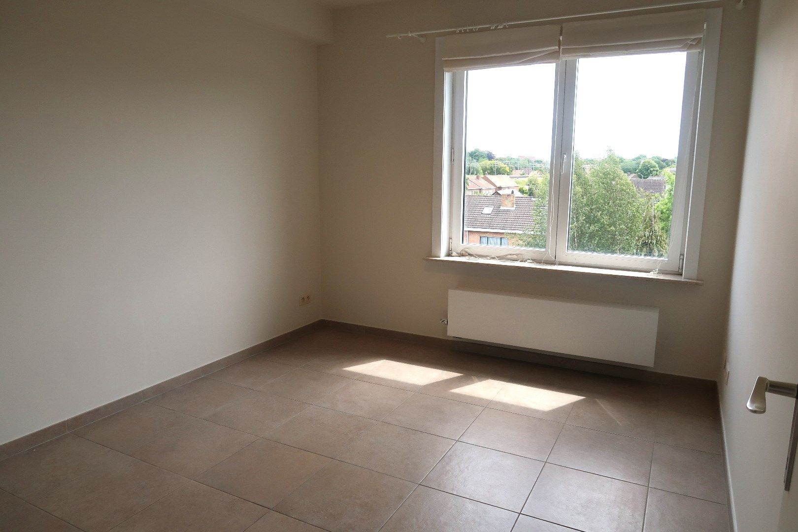 Ruim appartement met 3 slaapkamers foto 9