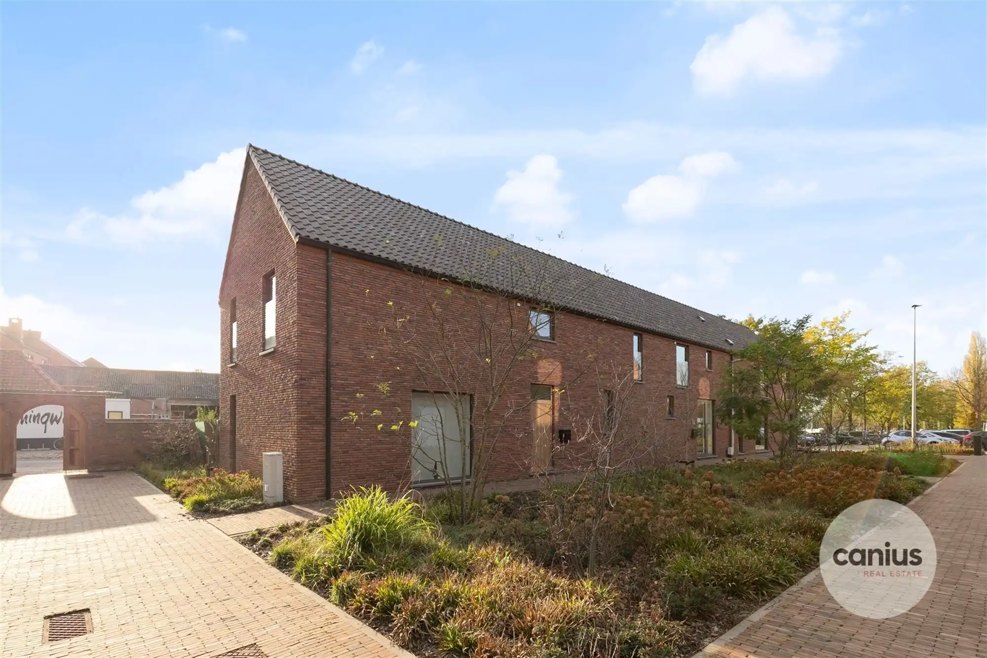 HEDENDAAGSE WONING NABIJ HET CENTRUM foto 14