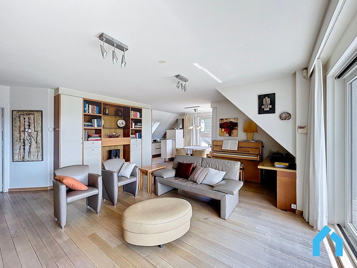 Exclusief appartement met charmant uitzicht over Duinbergen! foto 3