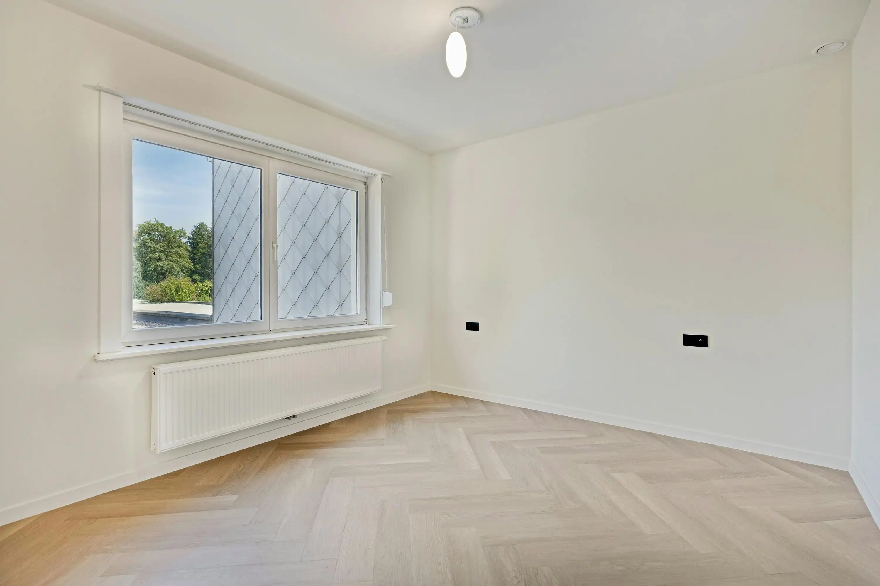 Gerenoveerde gezinswoning met vijf slaapkamers te Merelbeke foto 11