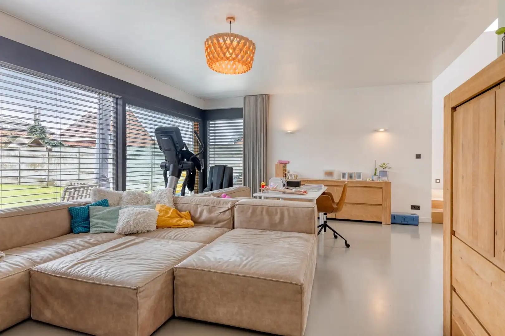 Moderne energetische woning met 4 SLPKS en bijgebouw !  foto 5