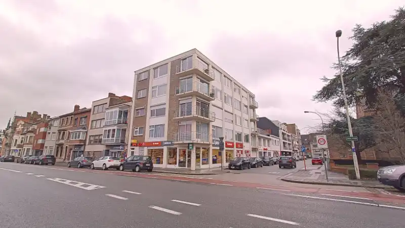 Ruim 3-slaapkamerappartement met 2 terrassen te huur in Sint-Andries Brugge foto {{pictureIndex}}