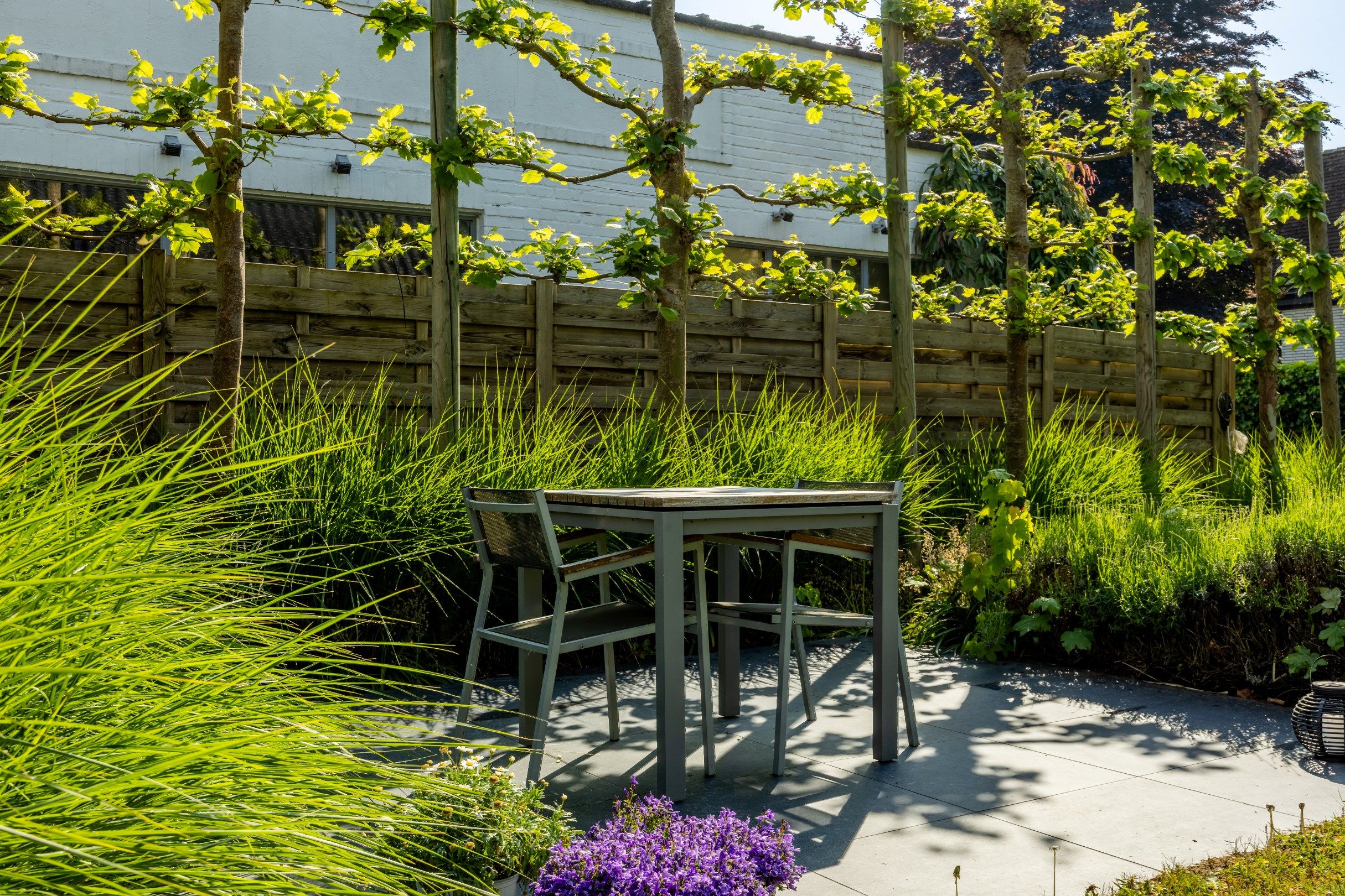 STATIGE VILLA MET MAGAZIJN foto 11