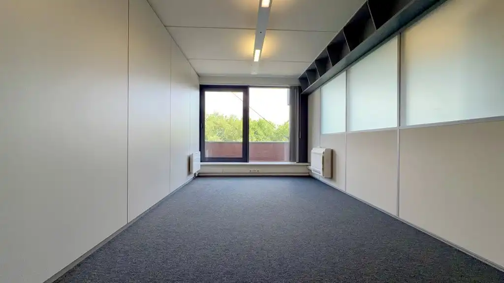 Duplexkantoor te huur in Dionysius KMO center in Sint-Denijs-Westrem foto 4