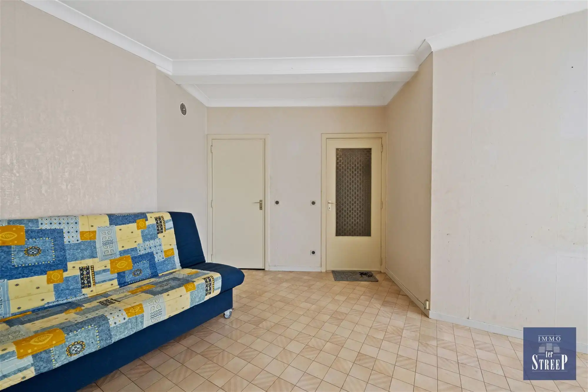 Studio met zijdelings zeezicht foto 6