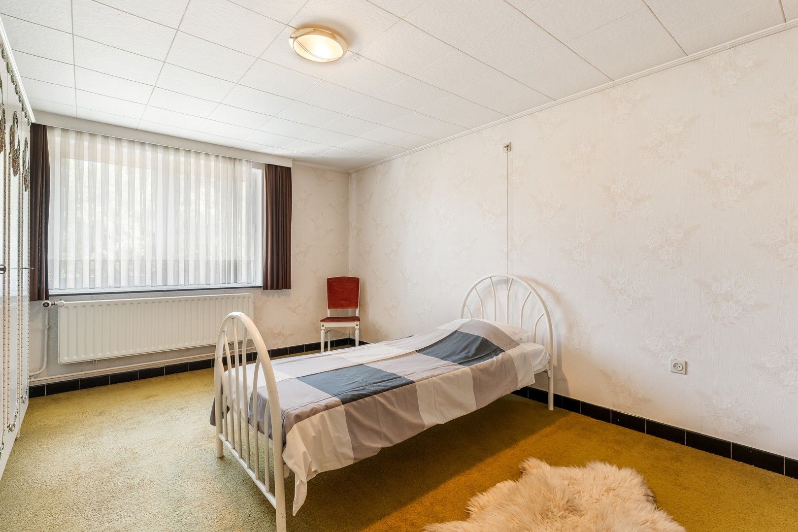 Te vernieuwen tweewoonst met 4 tot 5 slpks op perceel van circa 8,5 are! foto 18