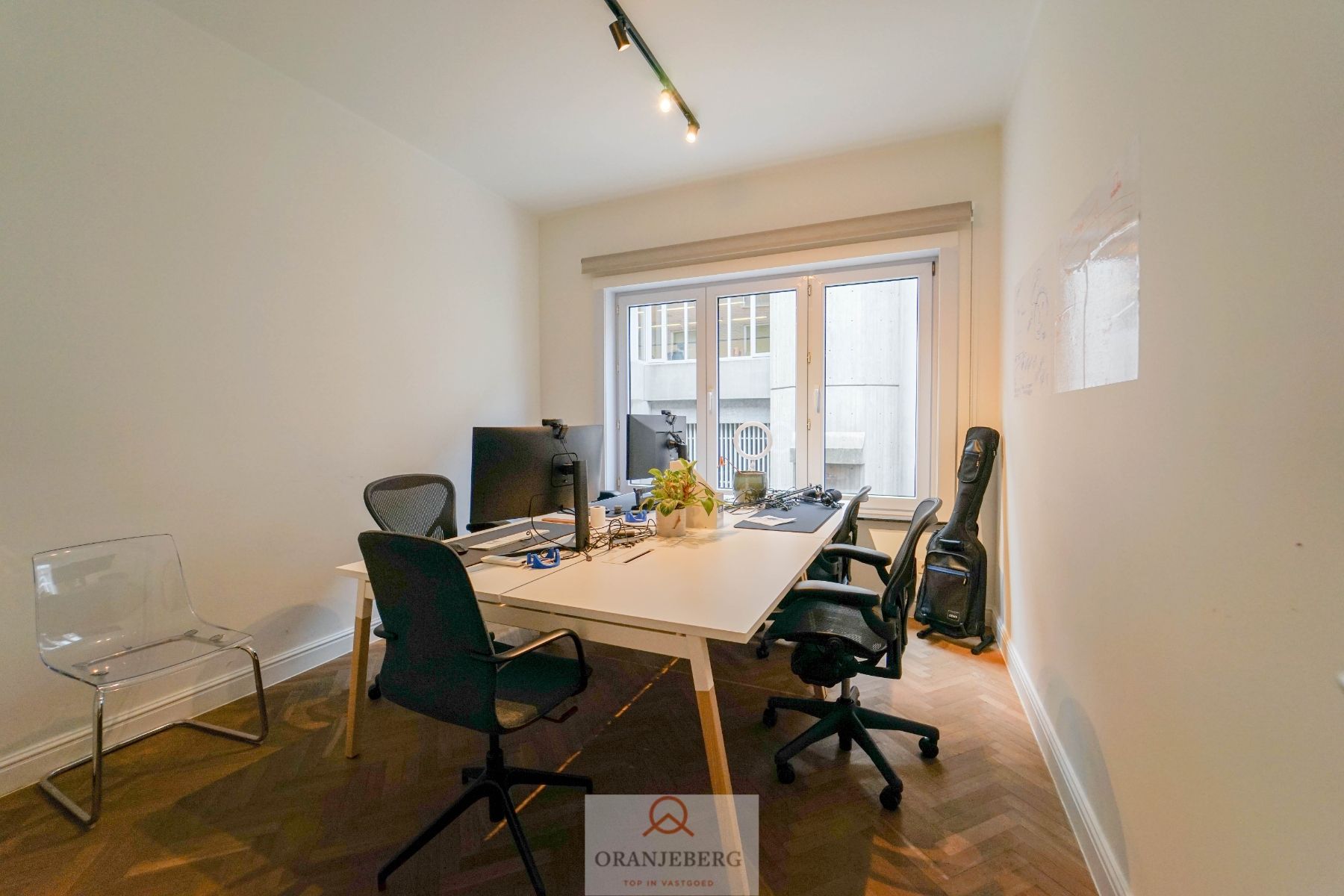 Uitstekend gelegen kantoorruimte ( 117 m²) in Gent-centrum. foto 12