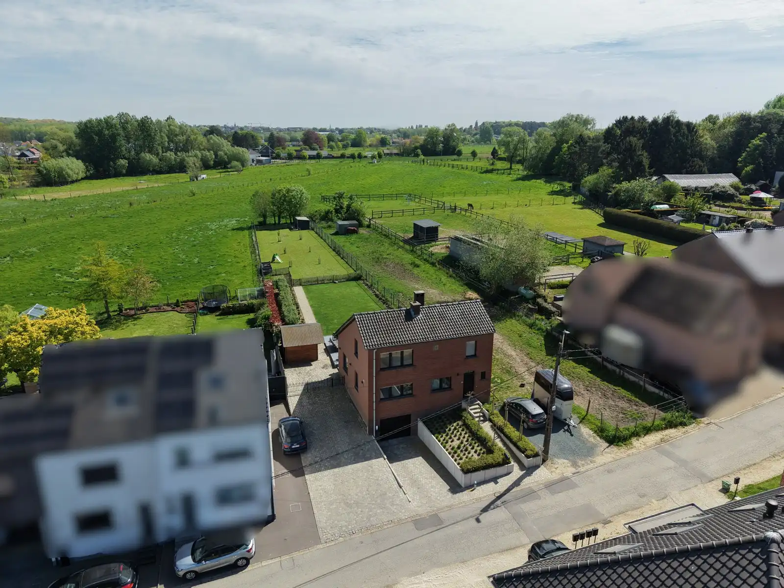 Idyllisch gelegen gerenoveerde HOB op 11a 7ca! foto 2