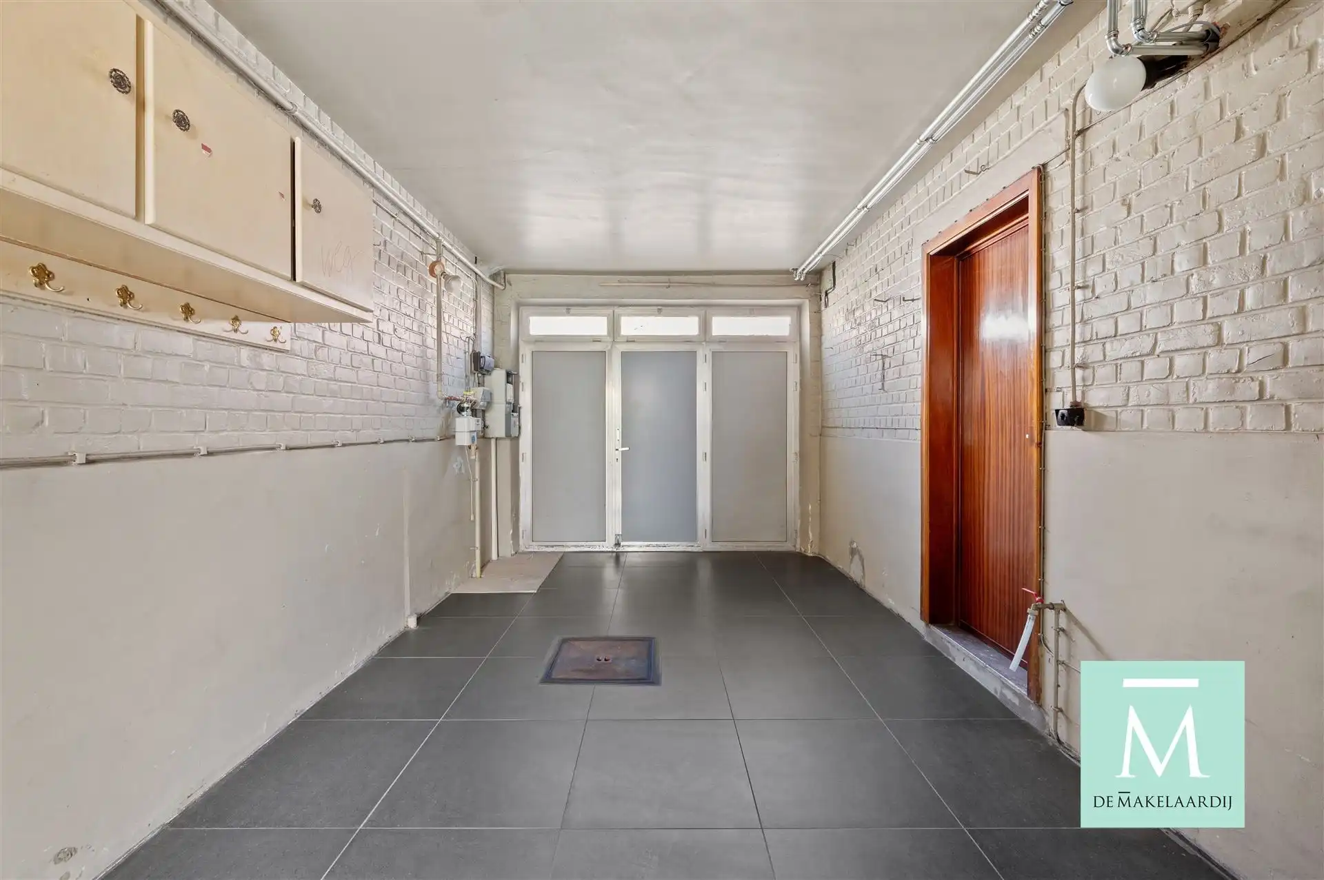 Ruime woning met 3 slaapkamers, aangename tuin en inpandige garage foto 7