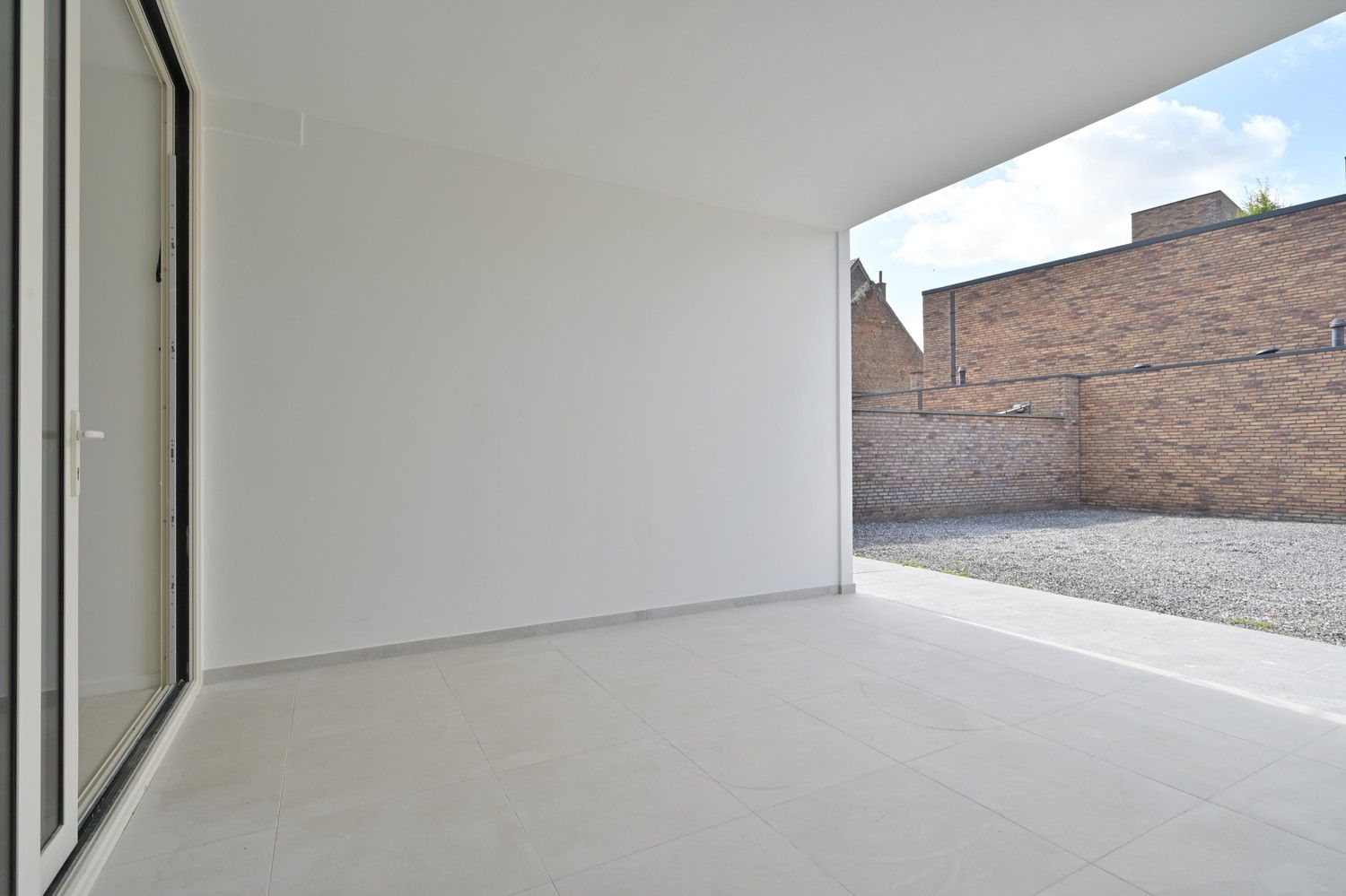 Nieuw appartement van ± 130 m² met 2 slaapkamer in bestaande residentie, gelegen in het historische centrum van Maaseik foto 7