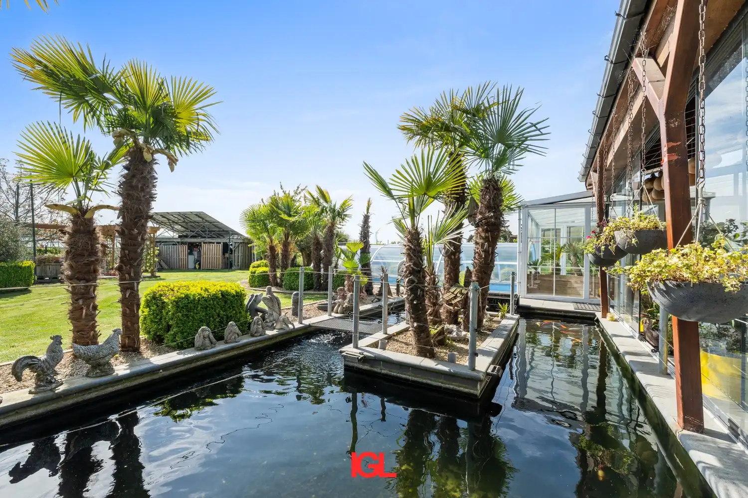 Villa met groot terrein (24a29ca), serres, vijver en overdekt zwembad foto 11