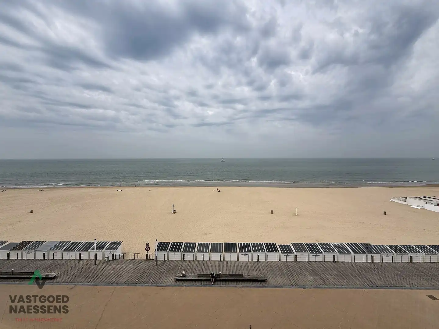 SCHITTEREND HOEK-APP MET ZICHT OP ZEE - 2 SLPK foto 13