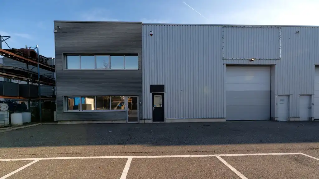 Bedrijfsunit te huur in industriezone de Zaat te Temse foto 2