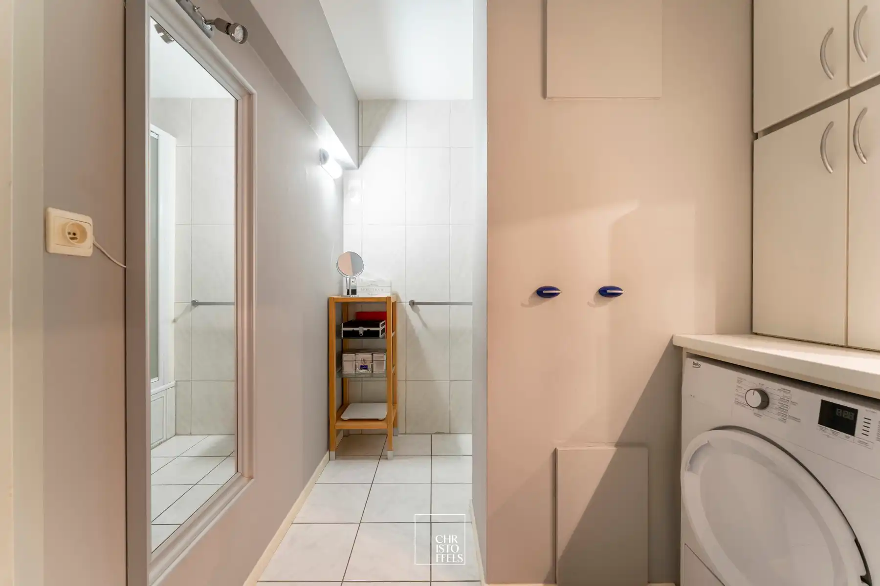 2-slaapkamer appartement op toplocatie nabij Maastricht! foto 13