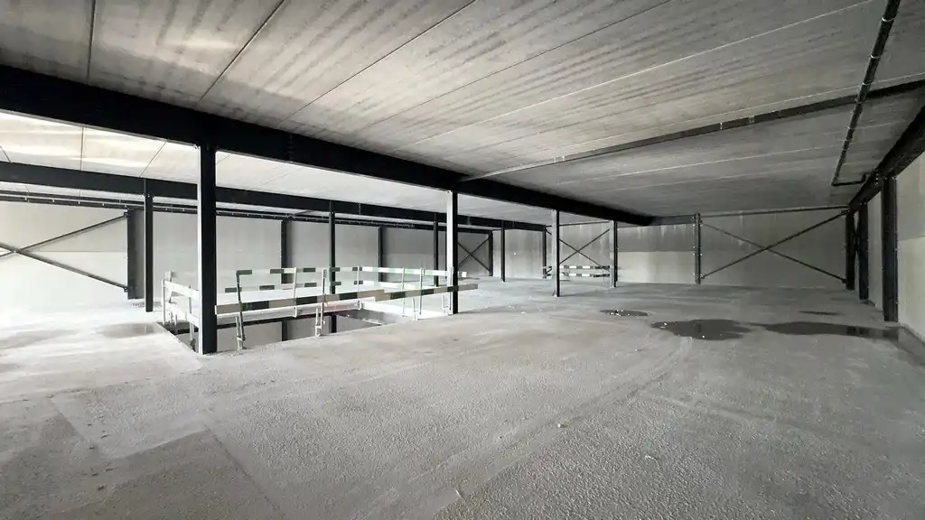 Nieuwbouw showroom met magazijn te huur langs N43 in Sint-Denijs-Westrem foto 10