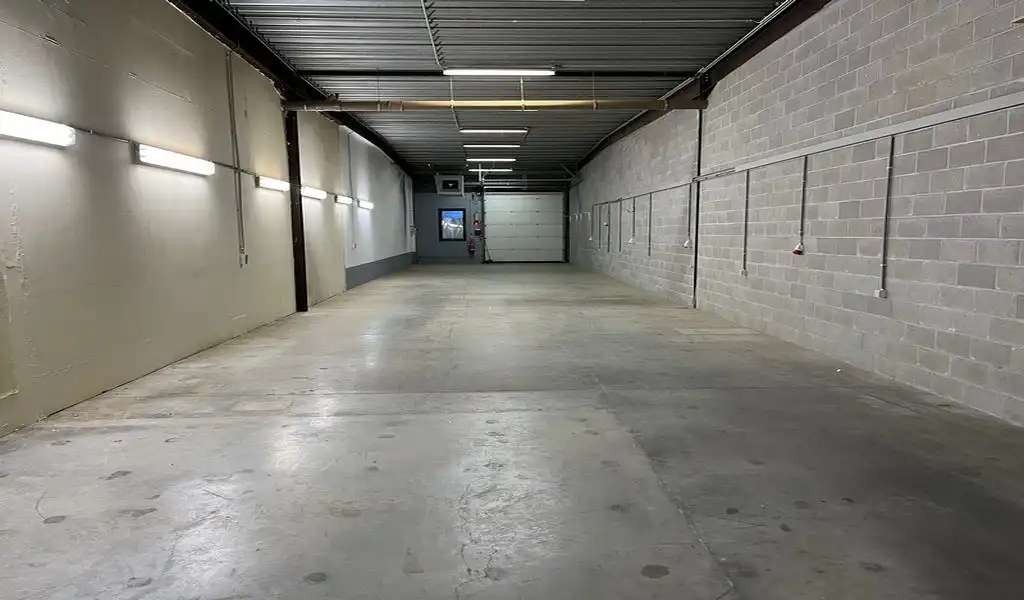 Opslagruimte te huur vlakbij E313 in Herentals foto 8