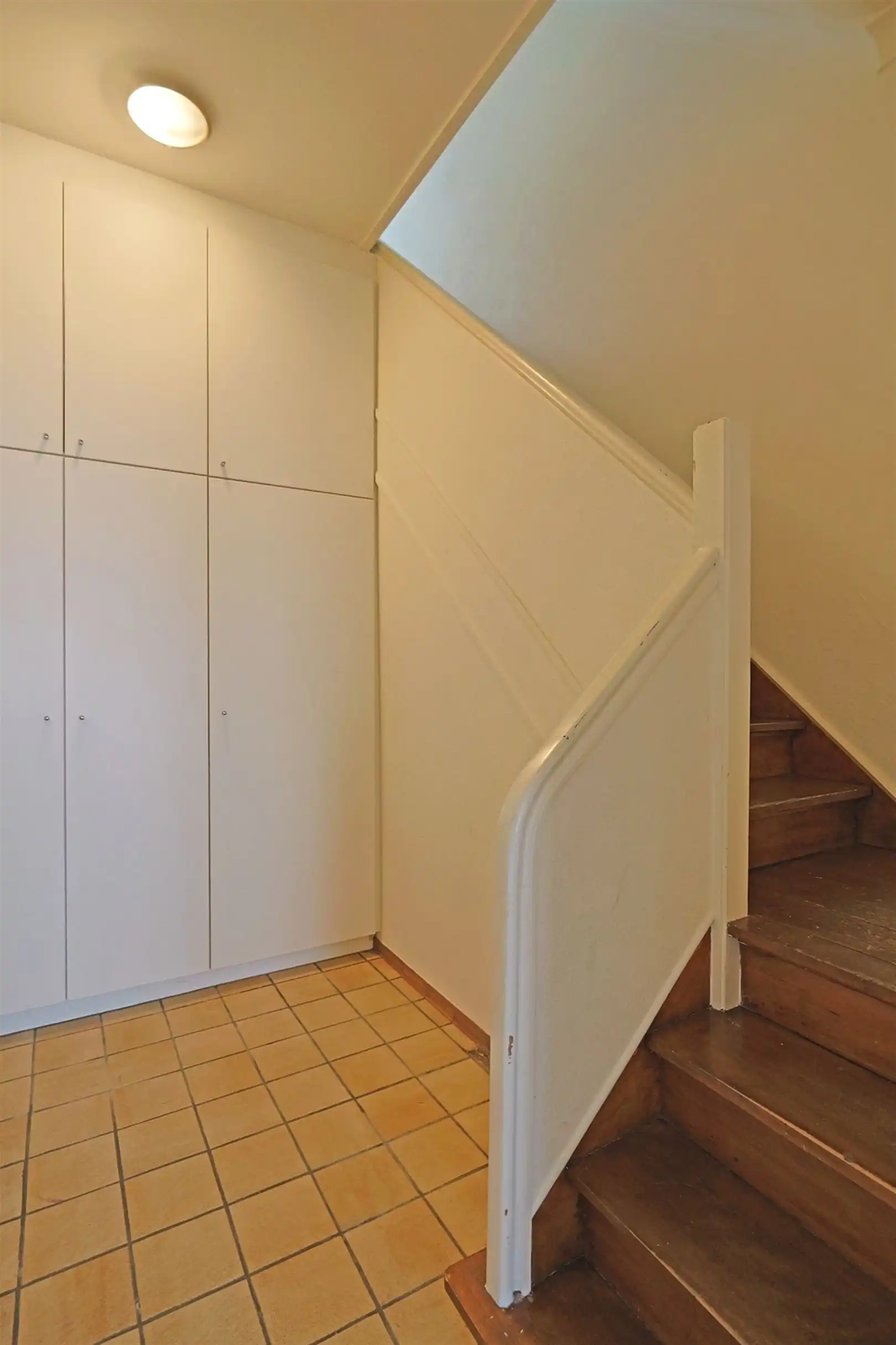 Op te frissen stadswoning op wandelafstand van de stad foto 8