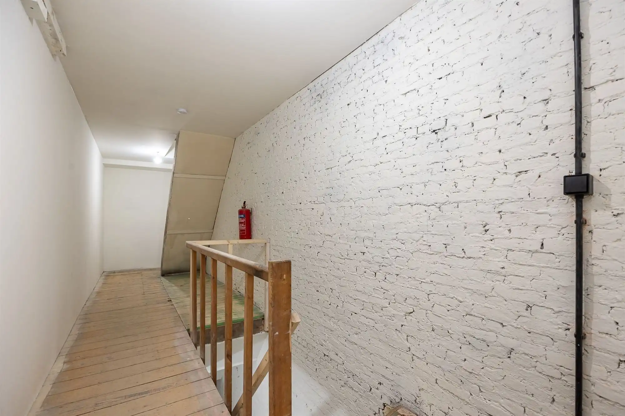 Atelier / polyvalente ruimte met loftallure foto 11