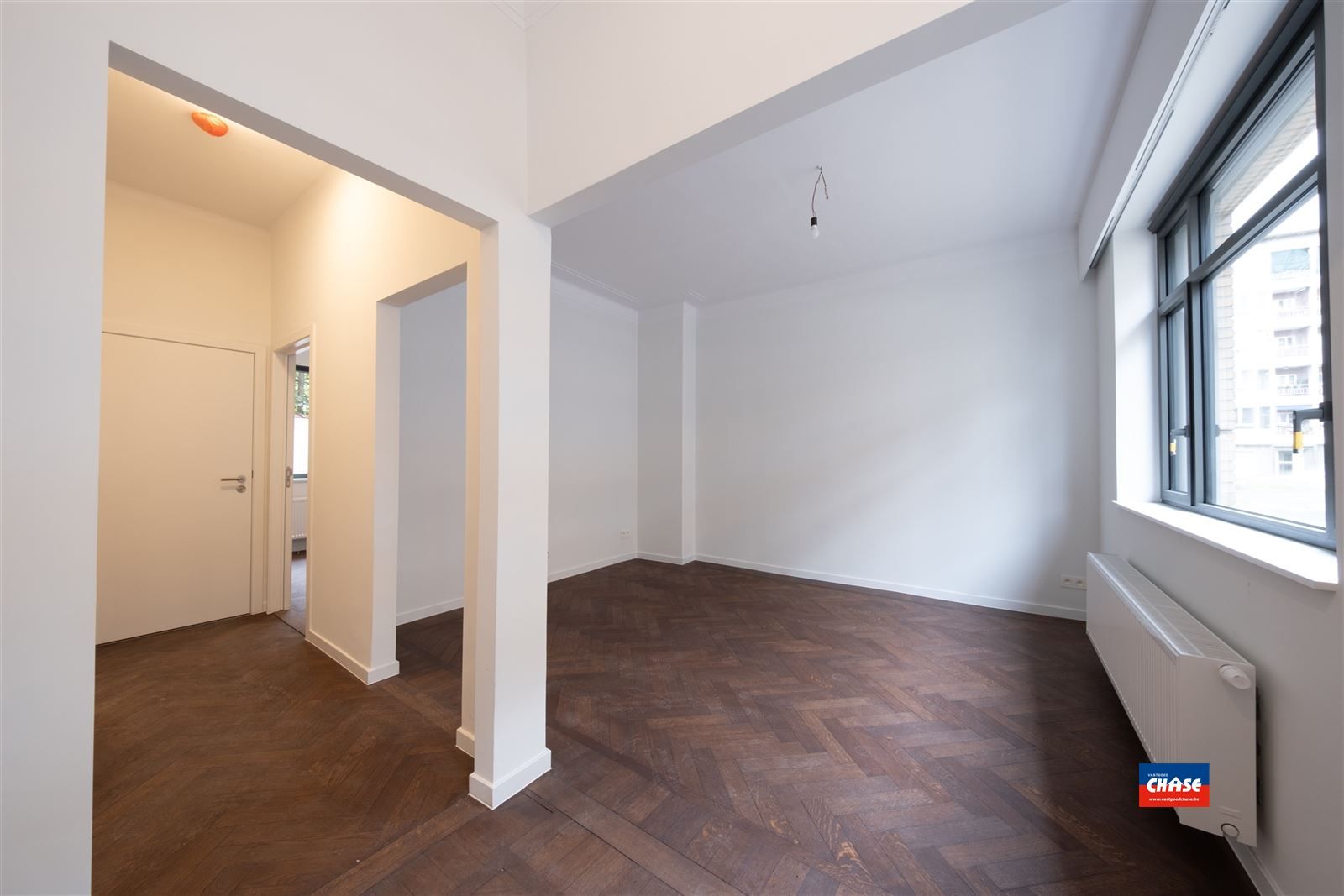 Gerenoveerd gelijkvloersappartement met één slaapkamer en stadstuin foto 4