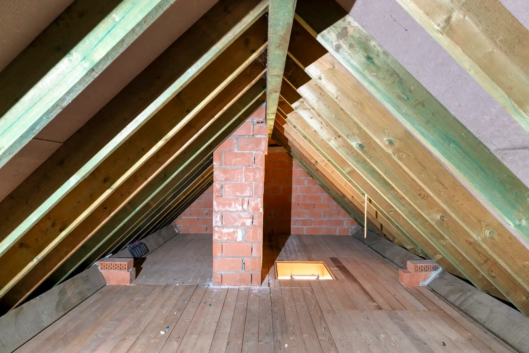 Ruim appartement met drie slaapkamers in centrum Wommelgem. foto 14