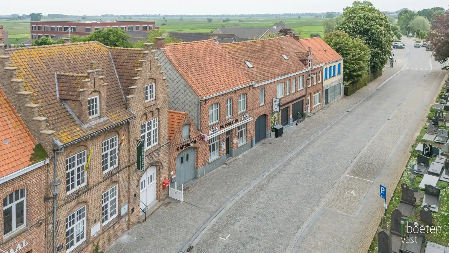 Reninge: eigendom met huidige handelsbestemming (café De Pollepel), eveneens geschikt voor woongebruik, op 444m² grondopp. foto 24