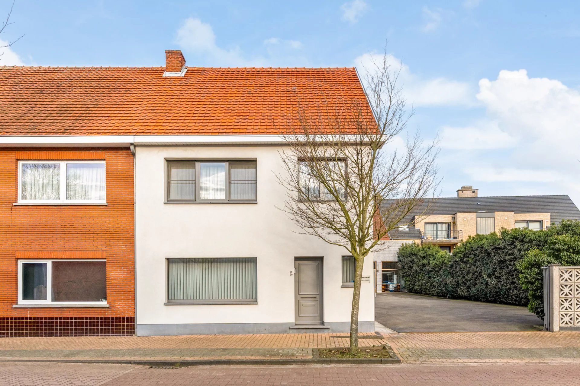 Instapklare woning met multifunctionele ruimte in levendige buurt te Heusden foto 2