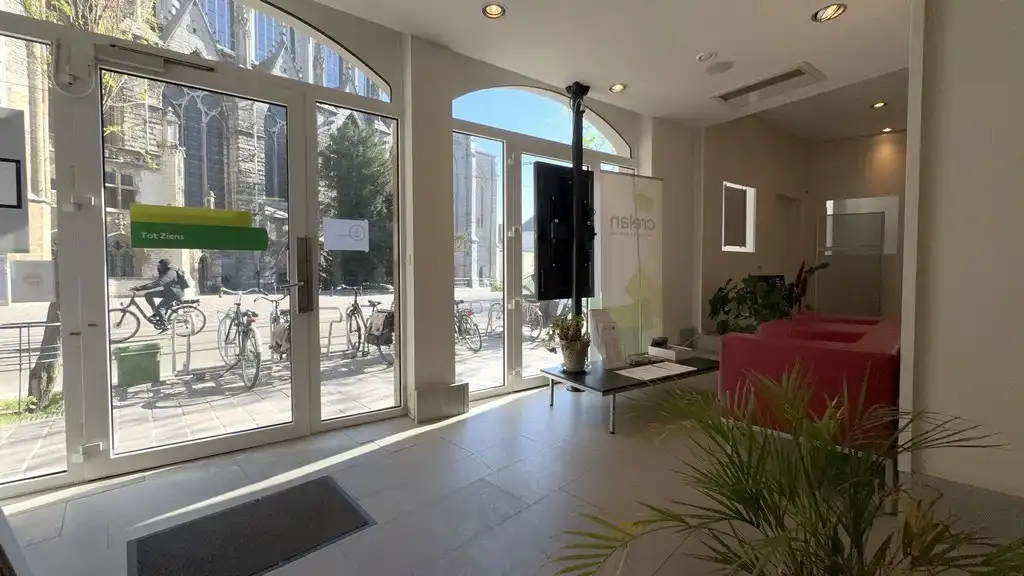 Commercieel kantoor te huur in centrum Gent foto 3