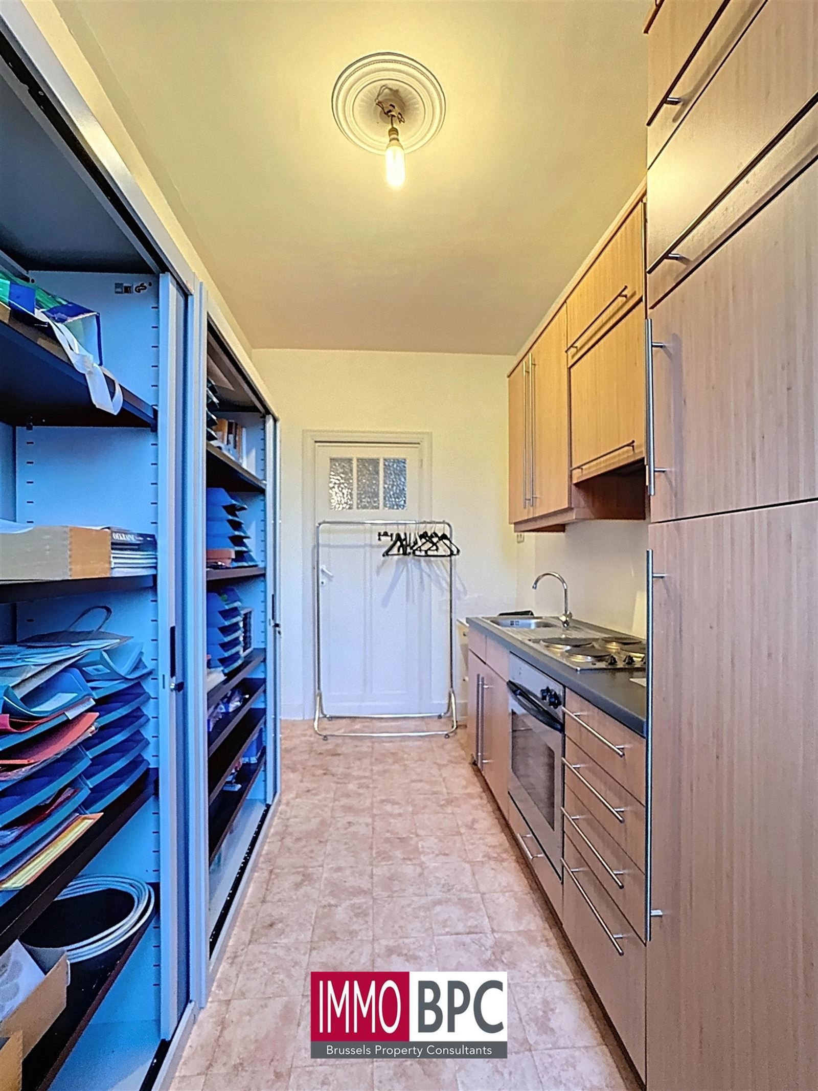 Karaktervol woning met 5 slaapkamers , tuin en garage  foto 27