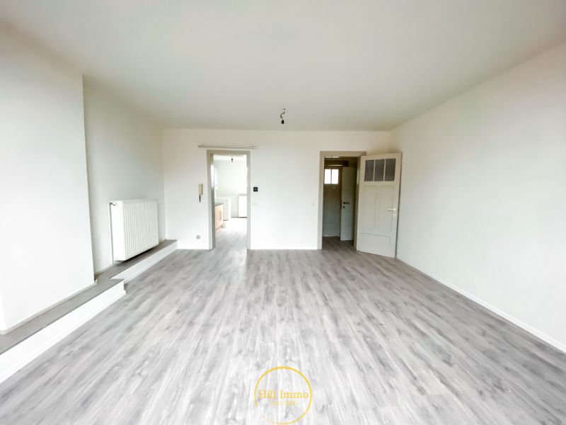 Eenslaapkamer appartement in centrum Ieper foto 2