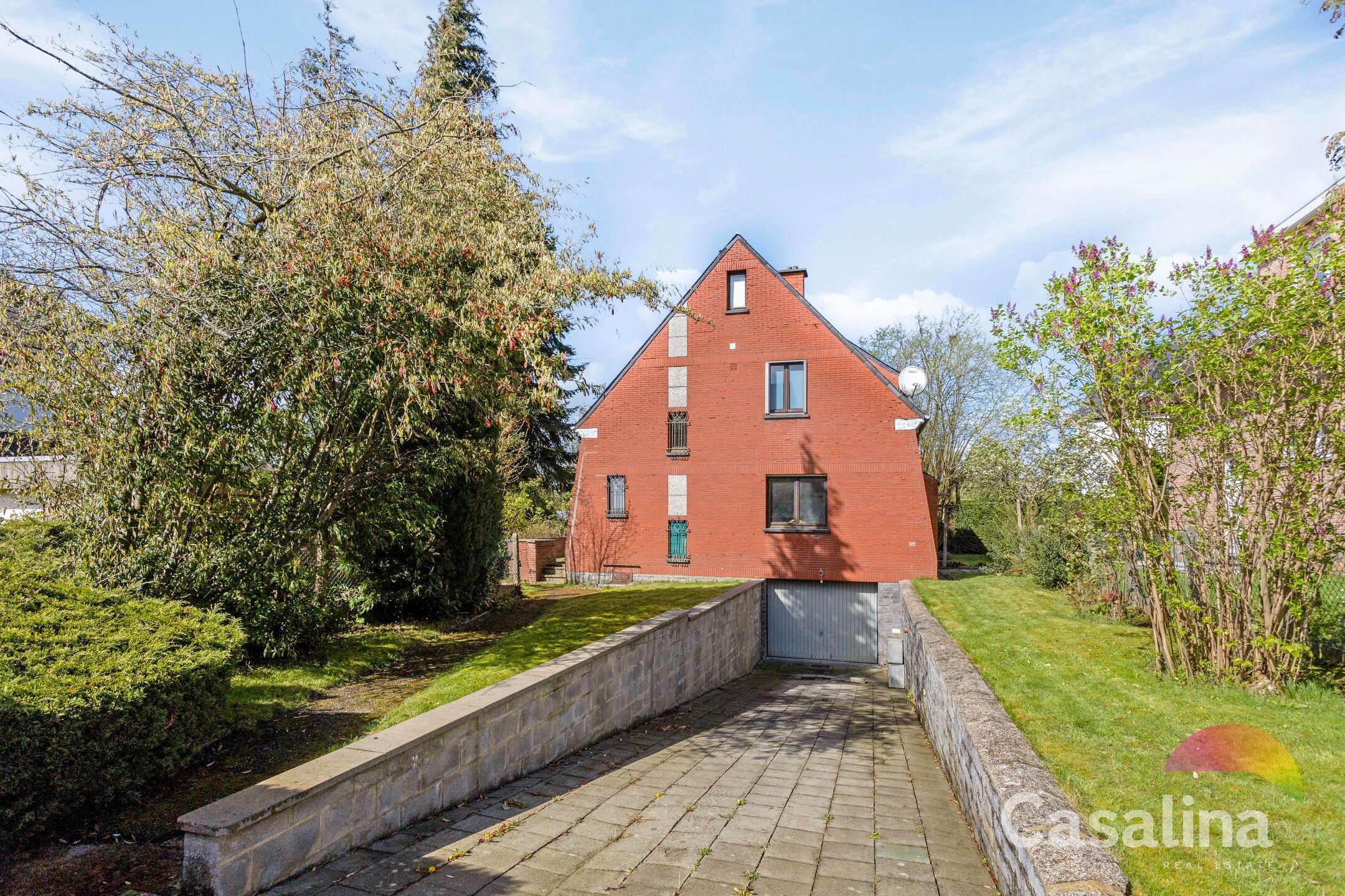 Viergevelwoning van 209m² met tuin foto 4