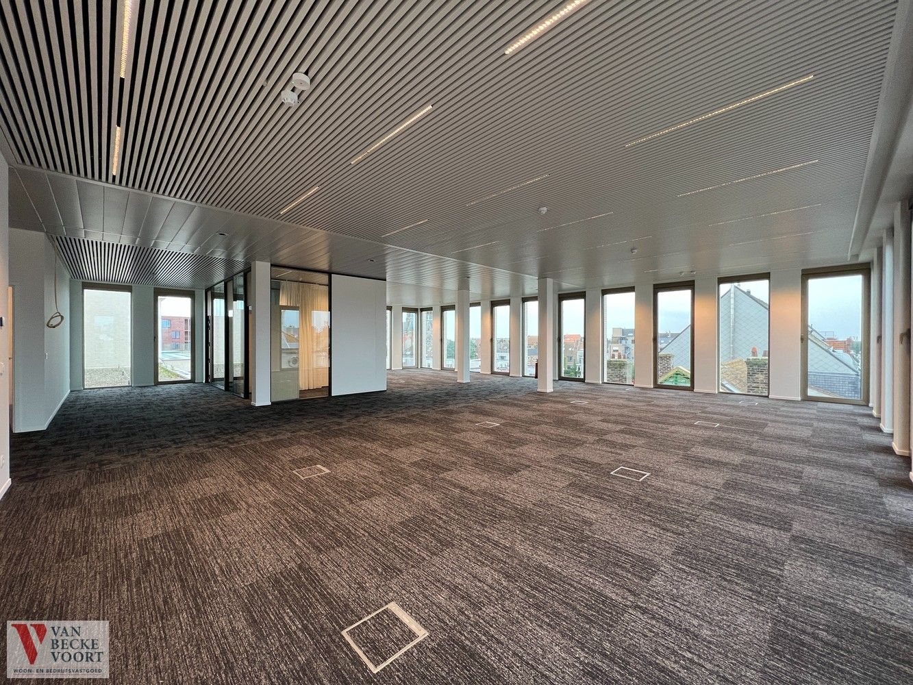 Kantoorruimte 417m² in nieuwbouwresidentie foto 4