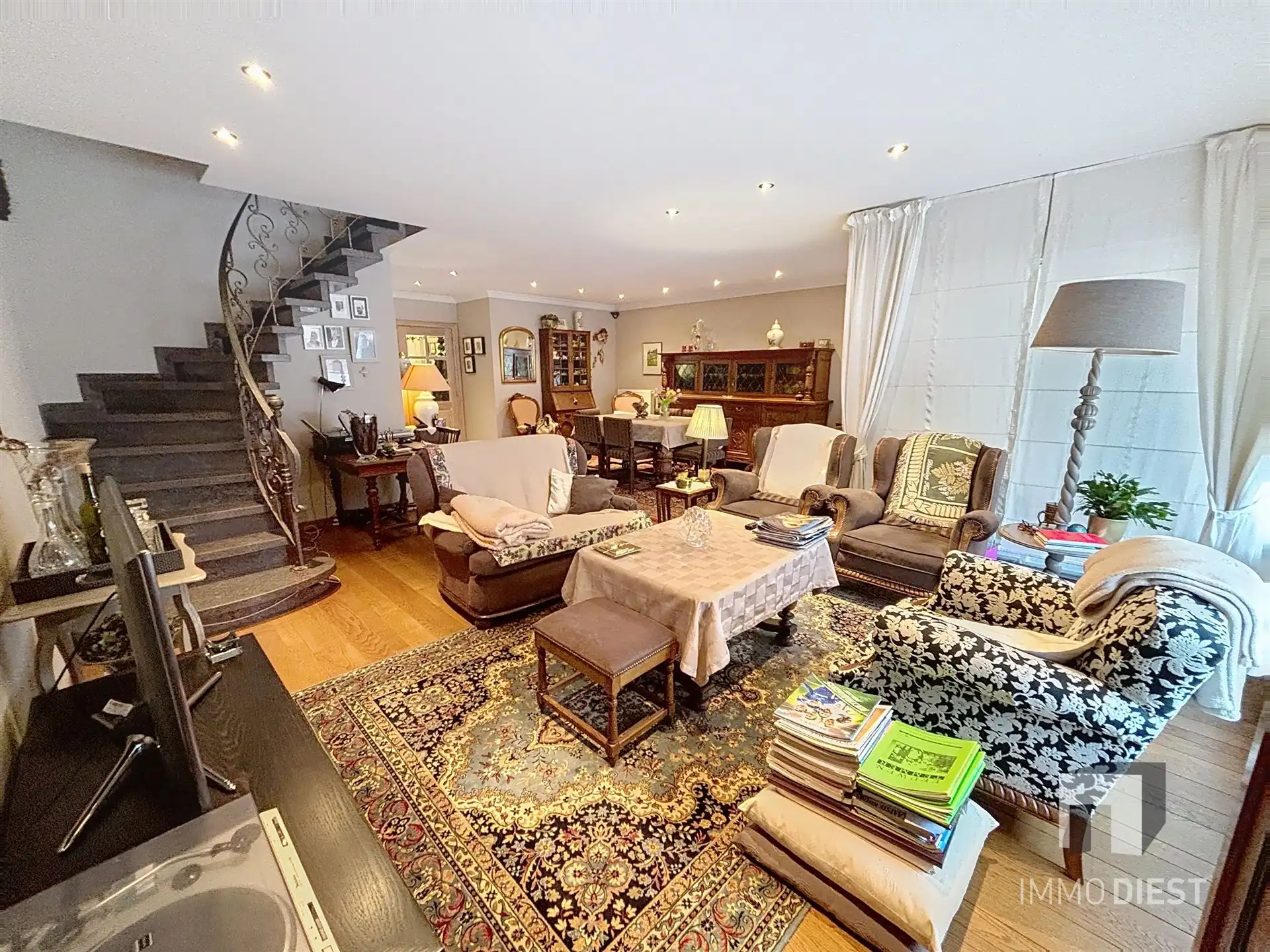 Duplex 176m2 - 3 slaapkamers - garagebox foto 8