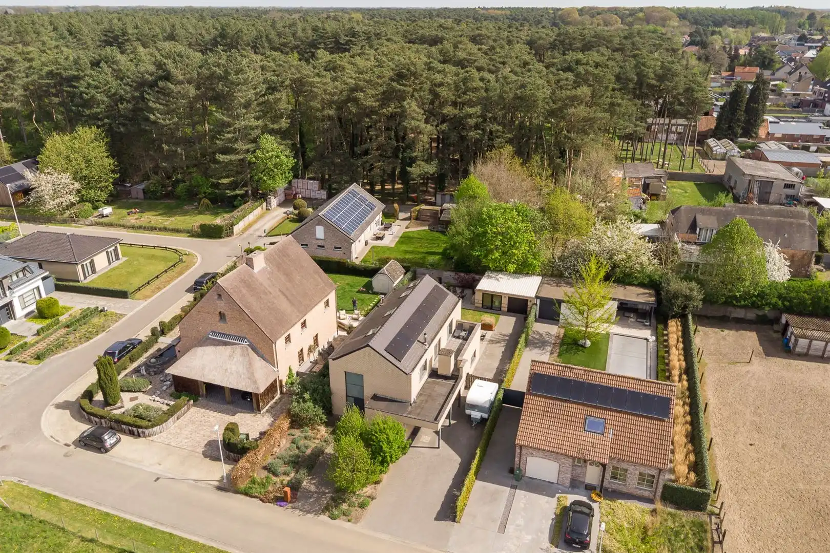     Stijlvol wonen met veel ruimte en licht op toplocatie foto 28