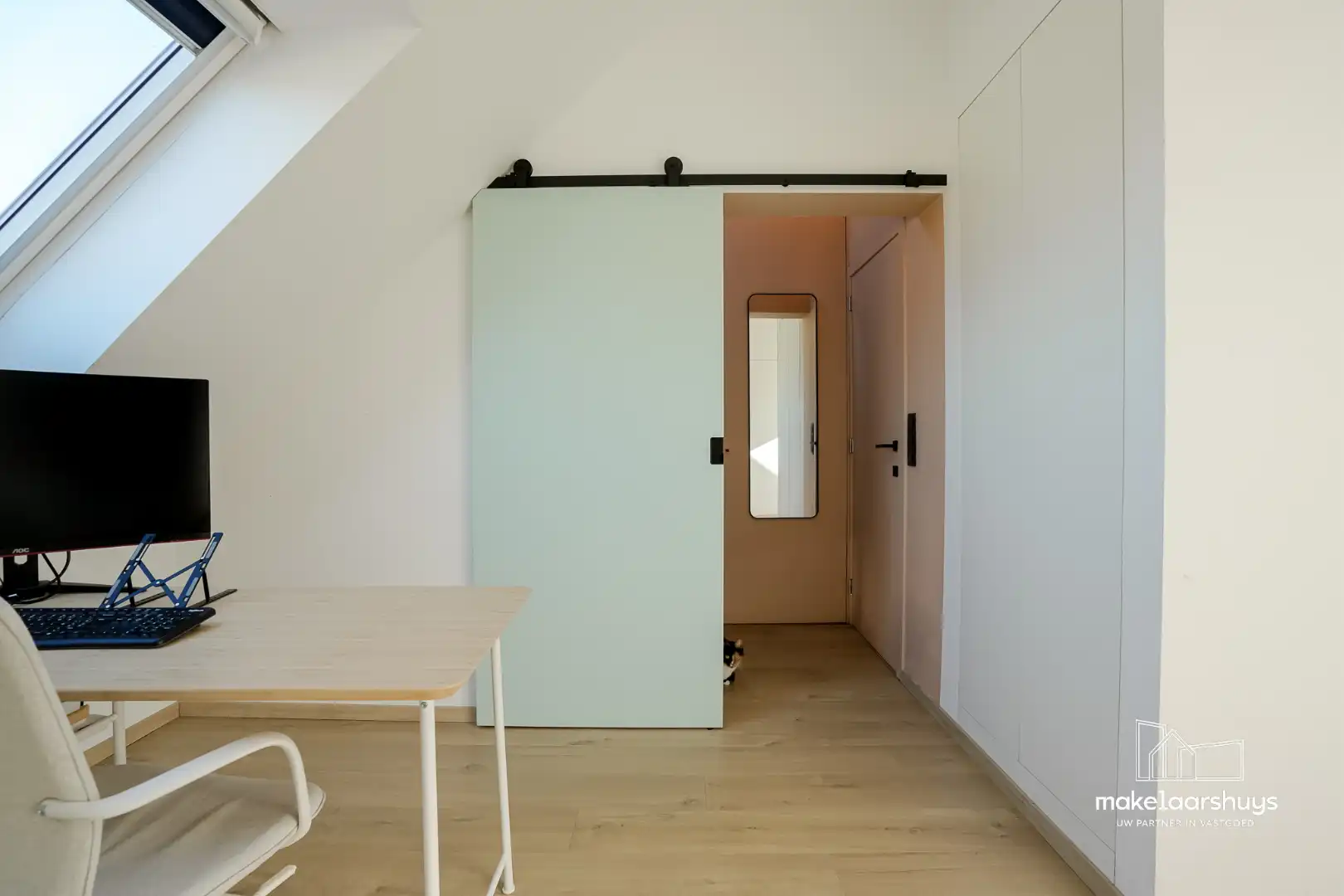 Gunstig gelegen instapklare woning met 4 slpk en tuin foto 20