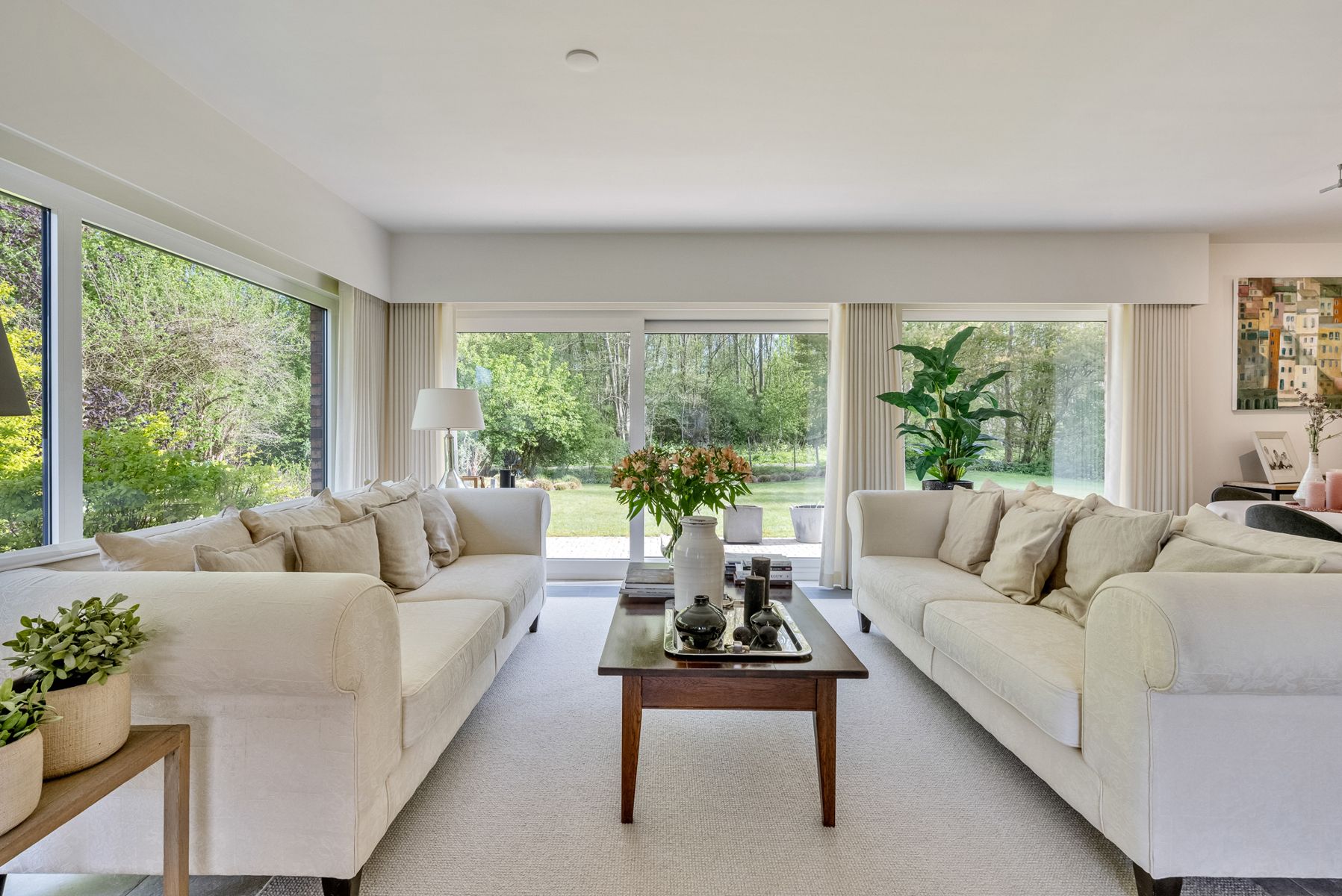 Energiezuinige villa met privé bos en prachtige tuin. foto 6
