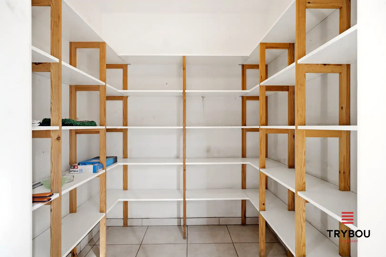 Ruime halfopen woning met 5 slaapkamers te koop in Werken met garage en ruime tuin! foto 11